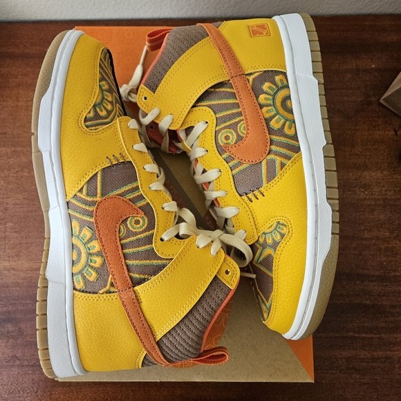 Nike Dunk High Somos Familia "Día de Muertos" - Picture 3 of 7